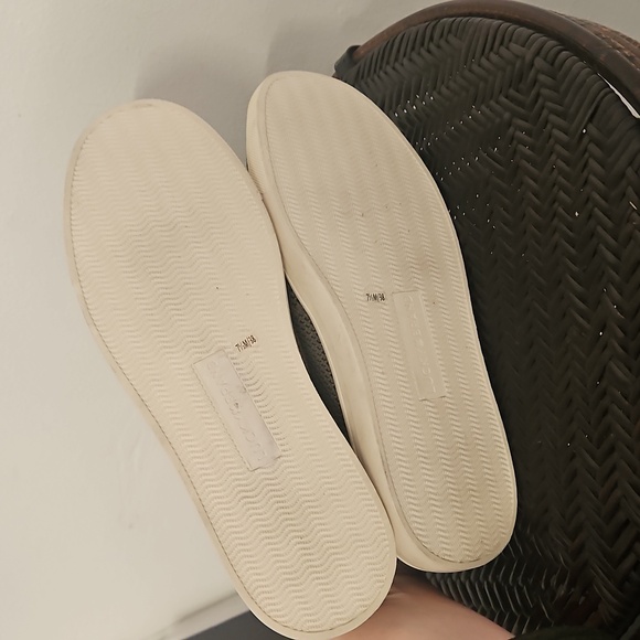 Lucky Brand Larlan Mule Slip On Shoes in Army Green Size 7.5 - Picture 8 of 9